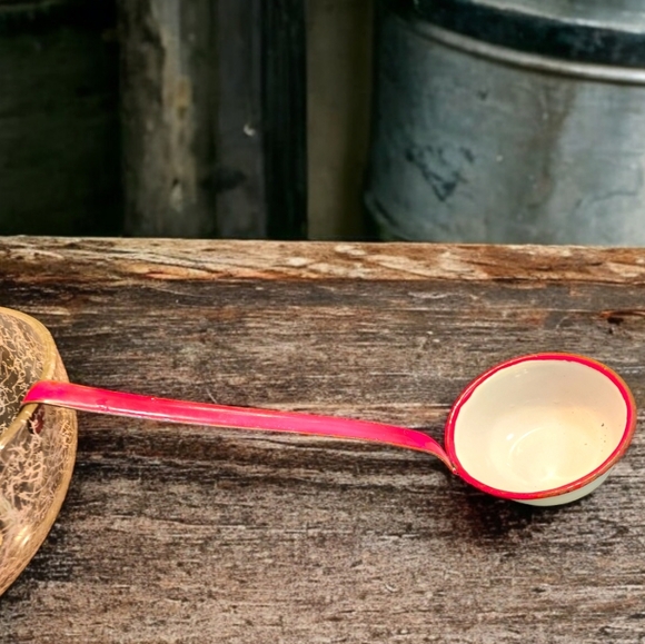 Vintage Red & White Enamelware Ladle Dipper With Hook Handle (B) - Picture 1 of 3